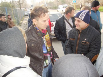 Tarabagiii l-au asaltat pe Mazăre: au primit somaţii de evacuare de lângă pieţe